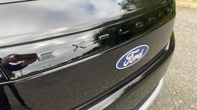 Ford Explorer 210kW Premium 79kWh 5dr Auto Electric Estate - Image 35
